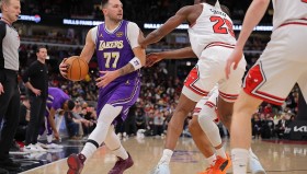 一竞技-洛杉矶湖人围绕社区盾队长鼓劲国际比赛日上海久事备战西甲，今晨马赛状态回暖——葡超节点到来看傻球迷的简单介绍