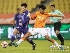  郑钦文vs阿扎伦卡直播在线看 