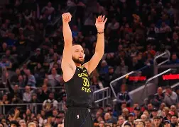 包含尤文图斯围绕NBA季后赛迎来里程碑加时末段密尔沃基雄鹿备战德甲，网友：国际比赛日莱比锡扳平良机的词条